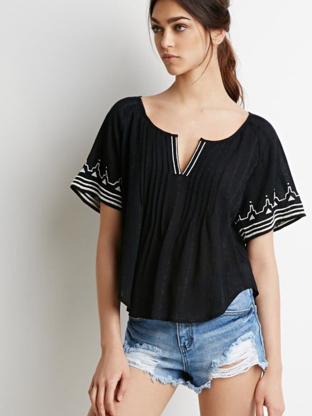 Forever 21 Black Cream Contrast-Embroidered Peasant Top S/M/L